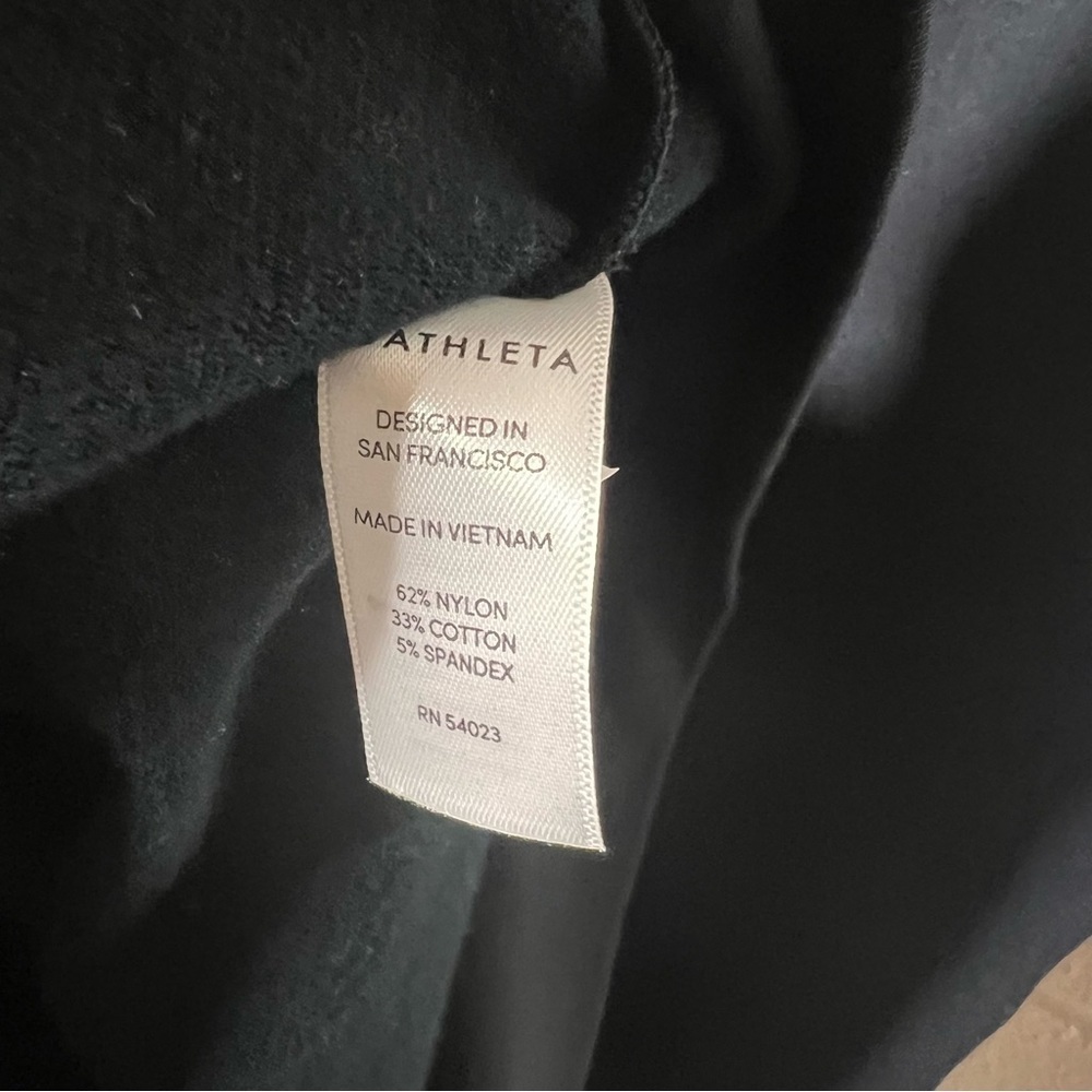 Athleta Cocoon Dress Cut Out Back Dress Size XXS - Picture 6 of 6